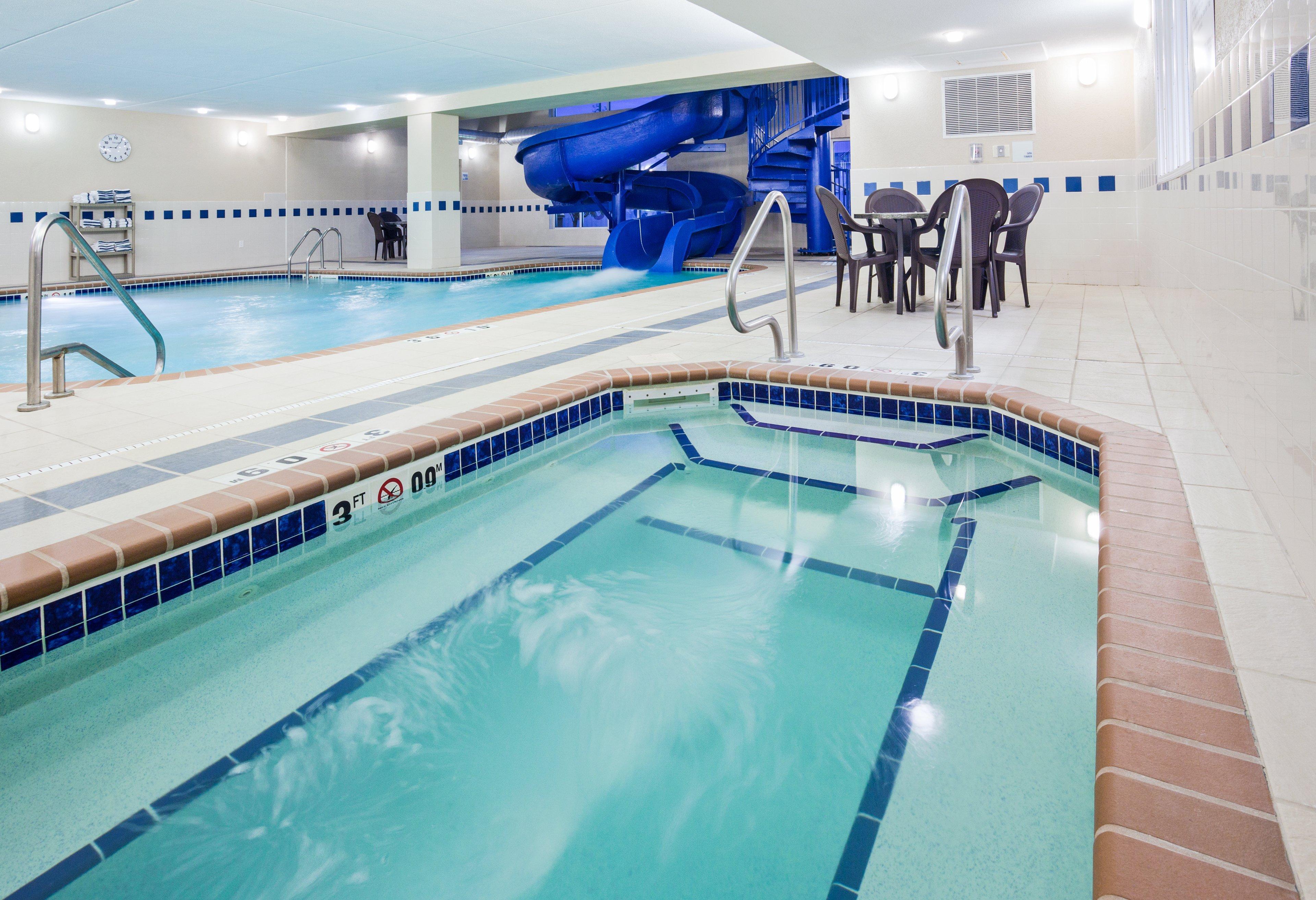 Holiday Inn Express & Suites - Dickinson By Ihg Dış mekan fotoğraf