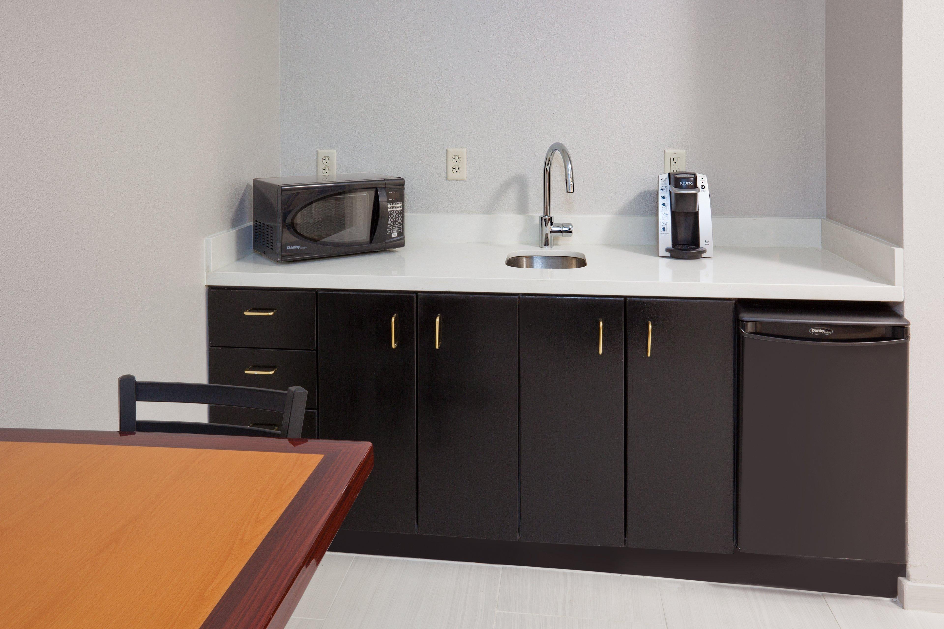 Holiday Inn Express & Suites - Dickinson By Ihg Dış mekan fotoğraf