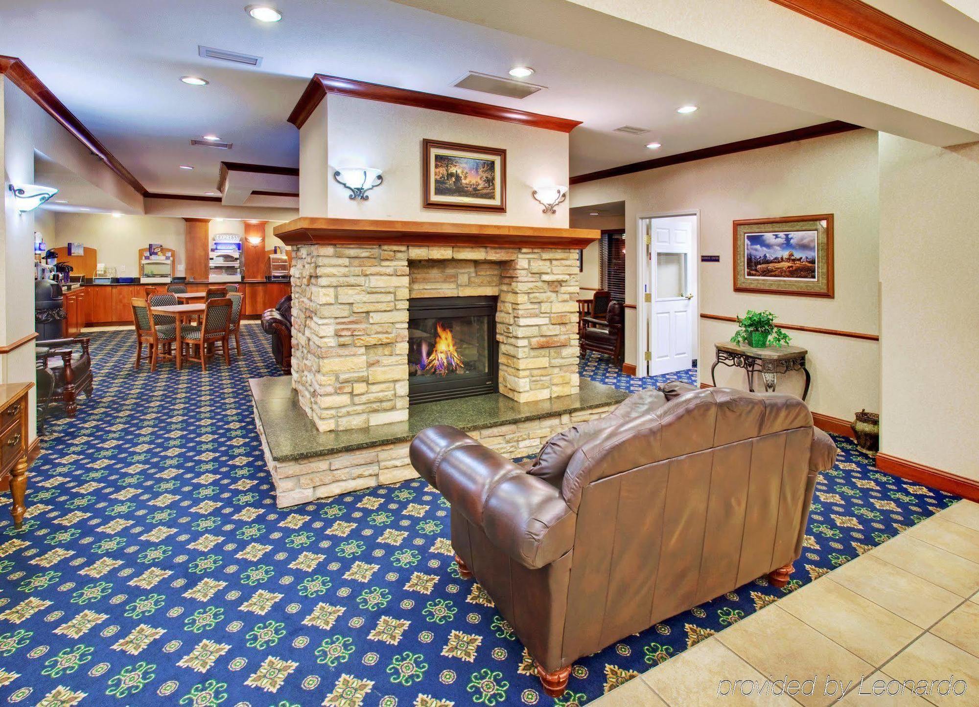 Holiday Inn Express & Suites - Dickinson By Ihg İç mekan fotoğraf