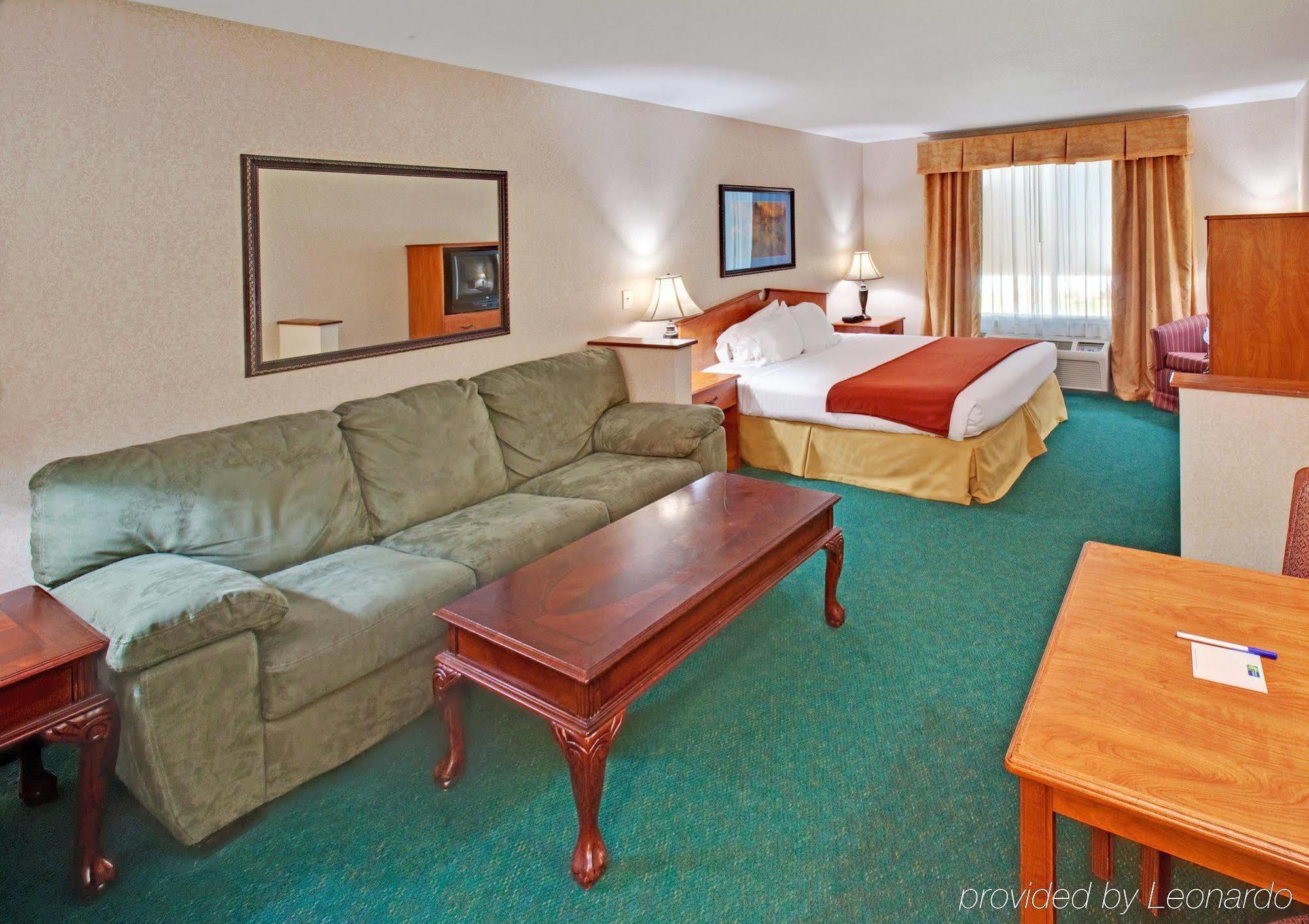 Holiday Inn Express & Suites - Dickinson By Ihg Dış mekan fotoğraf