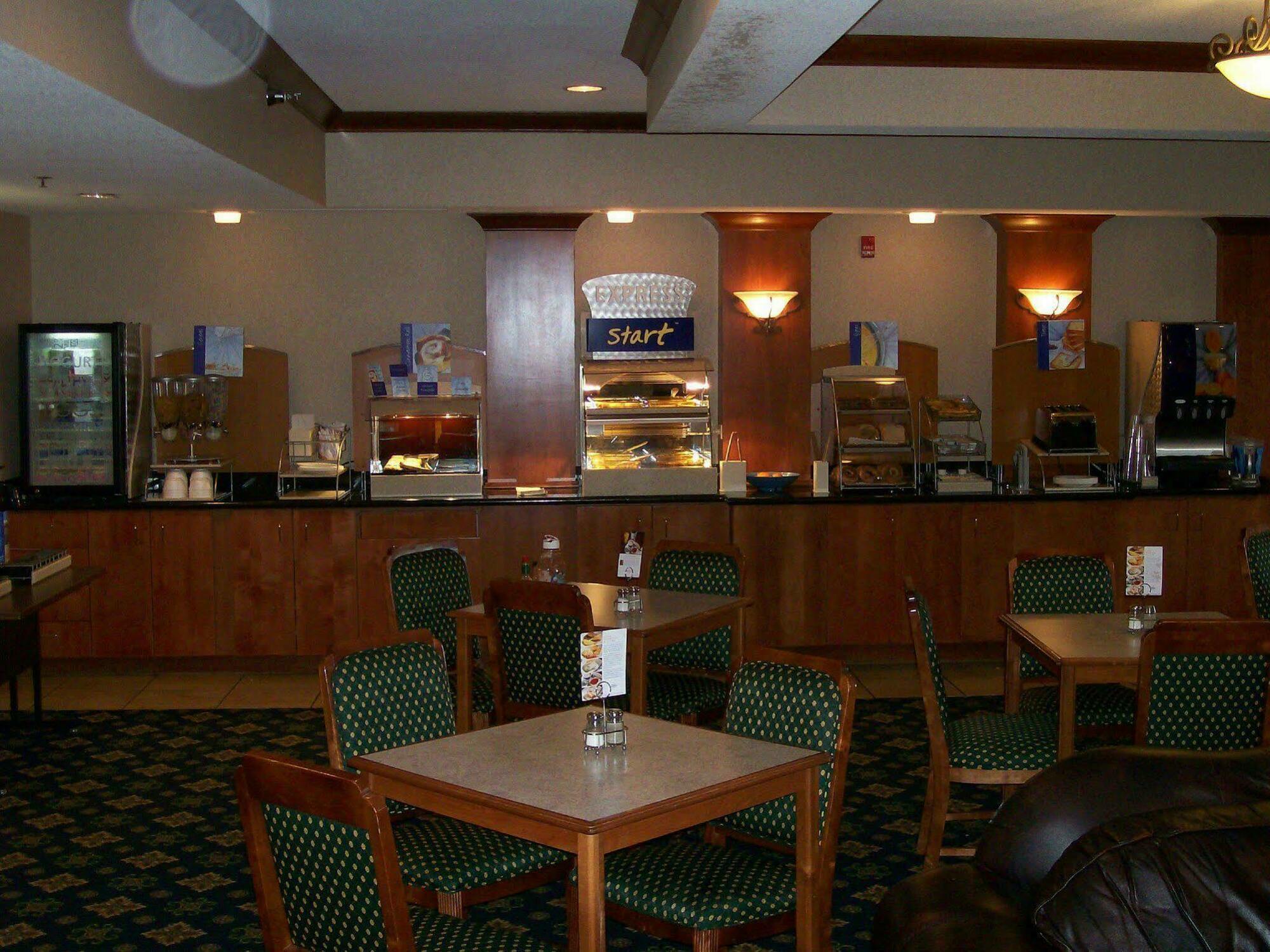 Holiday Inn Express & Suites - Dickinson By Ihg Restoran fotoğraf